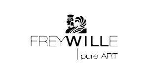 frey wille是奥地利的一个品牌，于1951年诞生，FREY WILLE这个由两代经营者（Michaela Frey和Friedrich Wille）的姓氏组成的品牌名字,宣示了其品牌的历史传承，加之其用以作为LOGO的带翼狮身美女——斯芬克斯像，更增加了其品牌的神秘感，同时也以这个形象告诉了众人这个品牌的特质：追求艺术的激情与极力打造的严谨的两面性的完美统一。